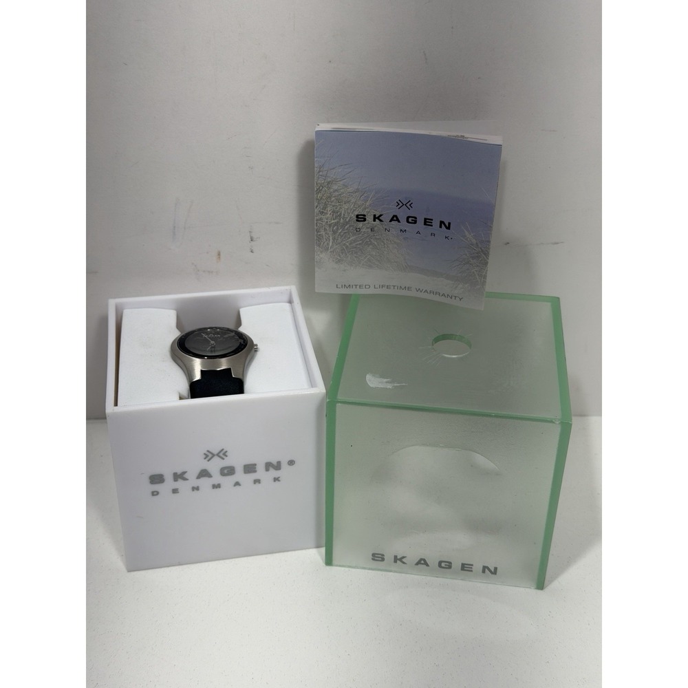 Skagen Denmark‎ 235LSRB Rare Best Buy Sport Watch 34mm NEW